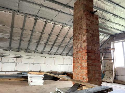 будинок за адресою Гідності вул. (Жертв Революції), 10