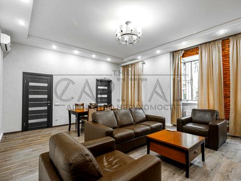 коммерческая по адресу вул. Воздвиженська, 42