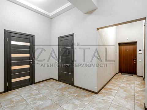 коммерческая по адресу вул. Воздвиженська, 42