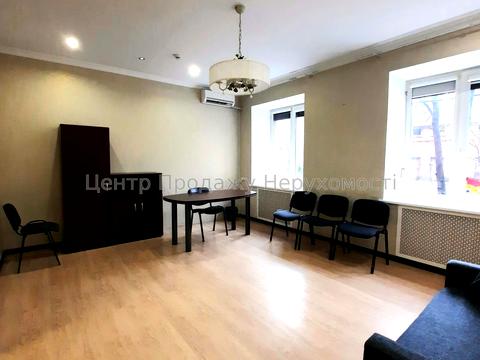 комерційна за адресою Мироносицька вул., 88