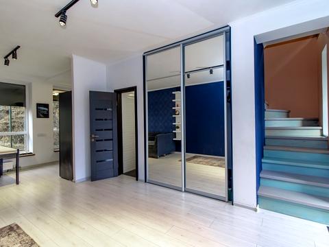 будинок за адресою Миколи Сингаївського вул. (Ново-Оскольська)