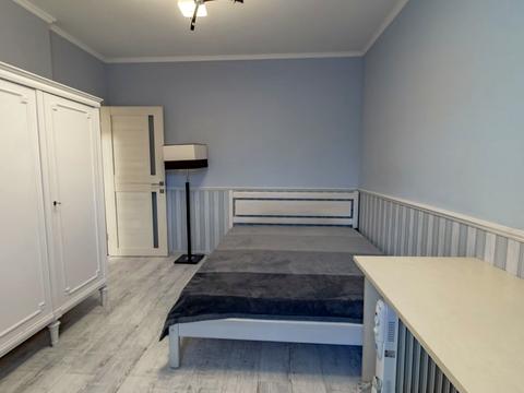 будинок за адресою Миколи Сингаївського вул. (Ново-Оскольська)