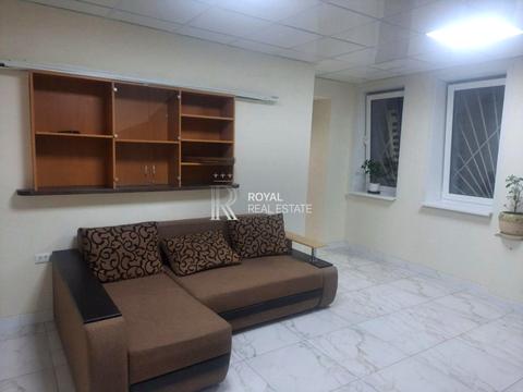 комерційна за адресою Леоніда Первомайського вул., 9-А