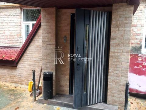 комерційна за адресою Леоніда Первомайського вул., 9-А