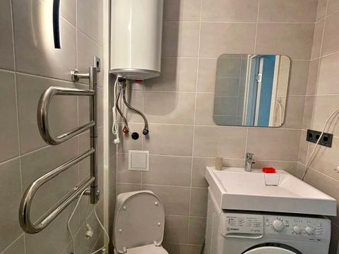 квартира за адресою Олега Мудрака вул. (Генерала Наумова), 1-Б