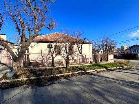 дом по адресу Уездная ул., 4