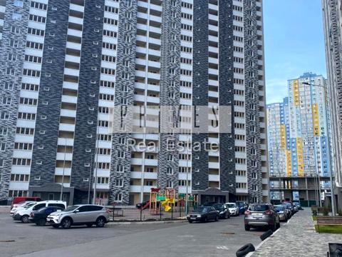 комерційна за адресою Ревуцького вул., 54-А