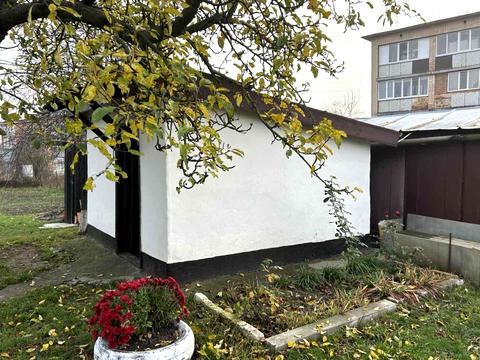 будинок за адресою Центральна вул. (Жовтнева)