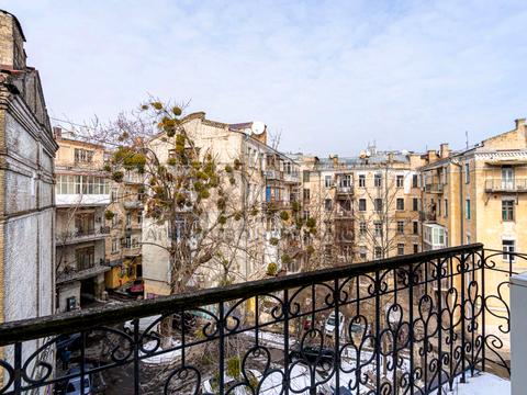 коммерческая по адресу вул. Большая Васильковская, 18