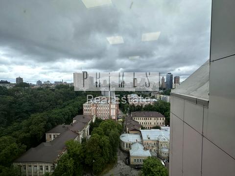 комерційна за адресою Шовковична вул., 42/44