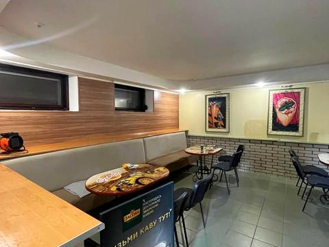 комерційна за адресою Довга вул., 42а