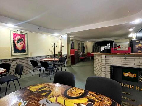 комерційна за адресою Довга вул., 42а