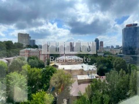 комерційна за адресою Шовковична вул., 42/44