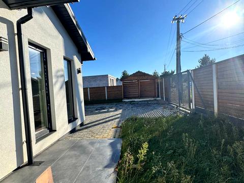 будинок за адресою Джерельна