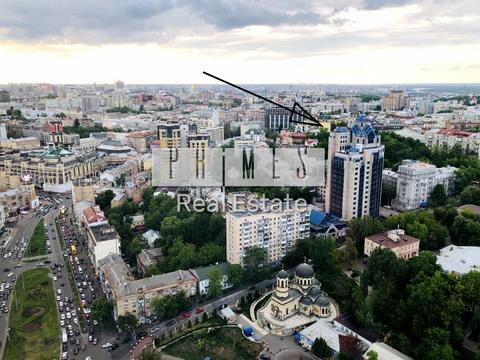 комерційна за адресою Шовковична вул., 42/44