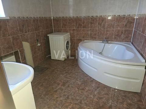 будинок за адресою Квітнева вул., 1