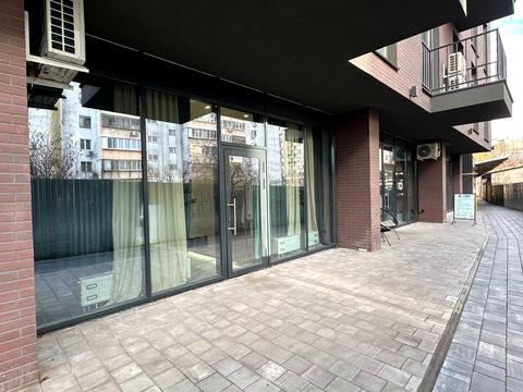 комерційна за адресою Педагогічна вул., 20б