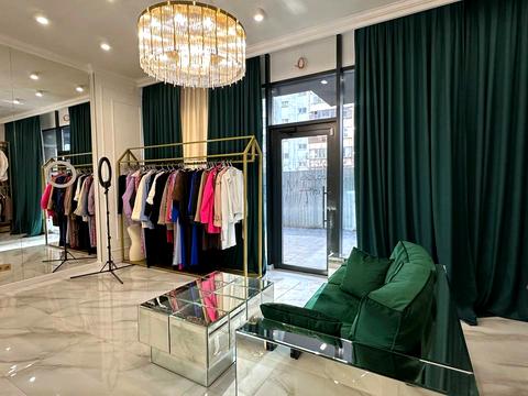 комерційна за адресою Педагогічна вул., 20б