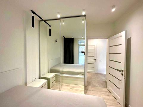 квартира за адресою Салютна вул., 2