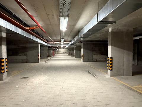 паркомісце за адресою Будівельна вул., 2