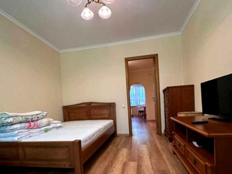 квартира за адресою Бориса Антоненка-Давидовича вул., 7