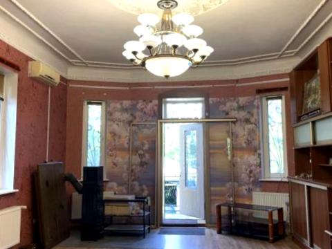 будинок за адресою Коротка