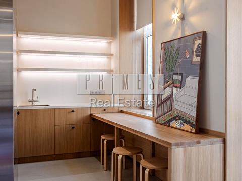 комерційна за адресою Жилянська вул., 5