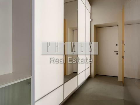 комерційна за адресою Жилянська вул., 5