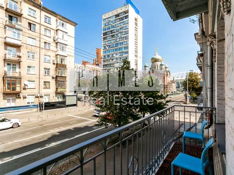 комерційна за адресою Жилянська вул., 5