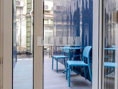 комерційна за адресою Жилянська вул., 5