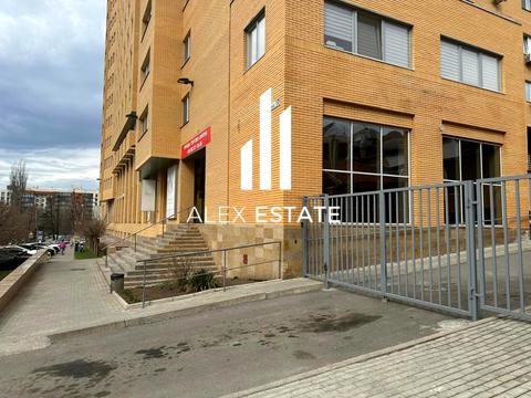 комерційна за адресою Юрія Горовця вул. (Гусенка), 17