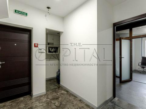 комерційна за адресою Срібнокільська вул., 1