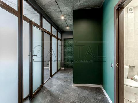 комерційна за адресою Срібнокільська вул., 1