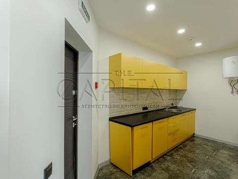 комерційна за адресою Срібнокільська вул., 1