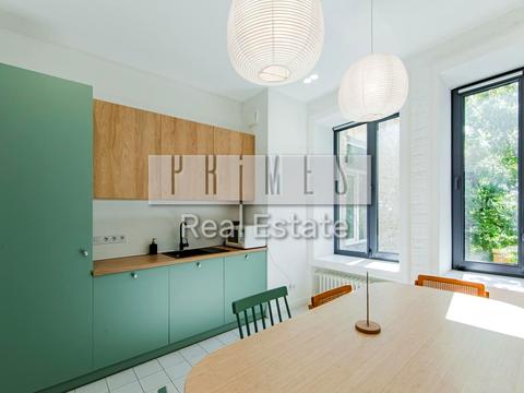 комерційна за адресою Костельна вул., 6