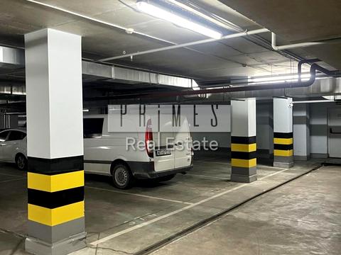 паркомісце за адресою Андрія Верхогляда вул. (Михайла Драгомирова), 9-А