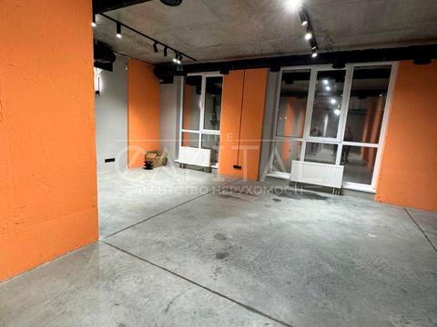 комерційна за адресою вул. Центральна, 19