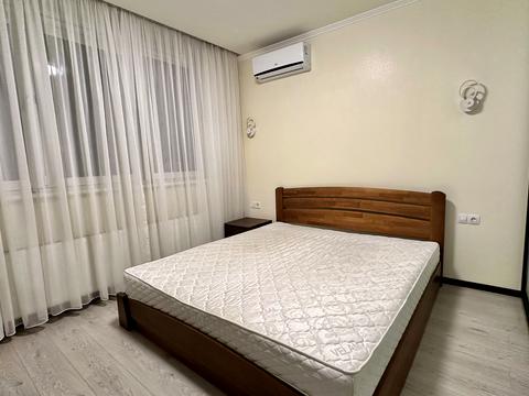 квартира за адресою Олени Пчілки вул., 8