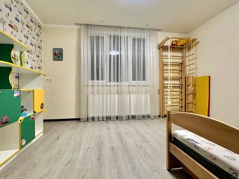 квартира за адресою Олени Пчілки вул., 8