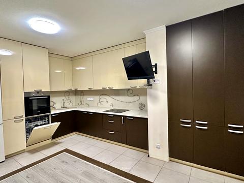 квартира за адресою Олени Пчілки вул., 8