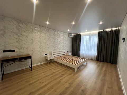 квартира за адресою Домбровського вул., 3б, к.4-7