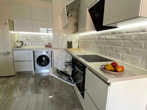 квартира за адресою Літературна вул., 8