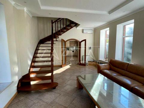 будинок за адресою Київська вул.