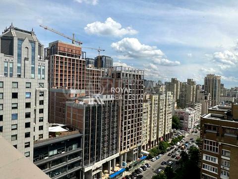 комерційна за адресою Антоновича вул. (Горького), 83