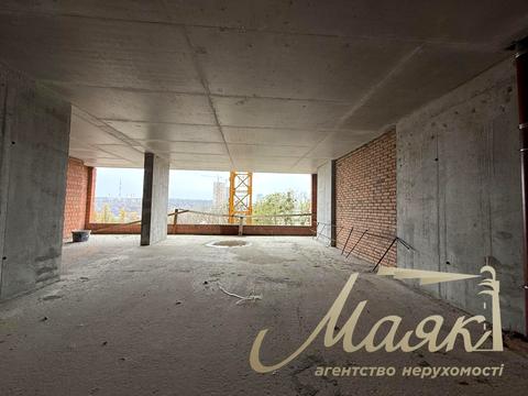 коммерческая по адресу Андрея Верхогляда ул. (Михайла Драгомирова), 30