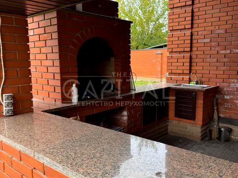 будинок за адресою с. Нові Петрівці, Чубинського вул., 2