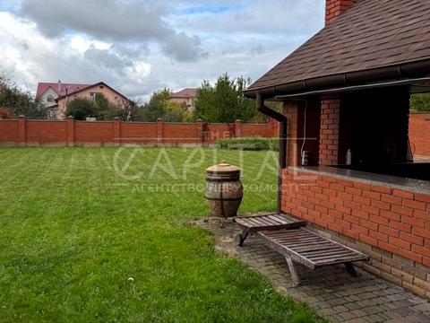 будинок за адресою с. Нові Петрівці, Чубинського вул., 2