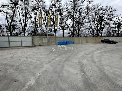 коммерческая по адресу Кленова, 1