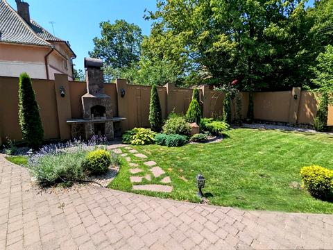 будинок за адресою Чорновола вул., 129