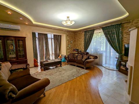 будинок за адресою Чорновола вул., 129